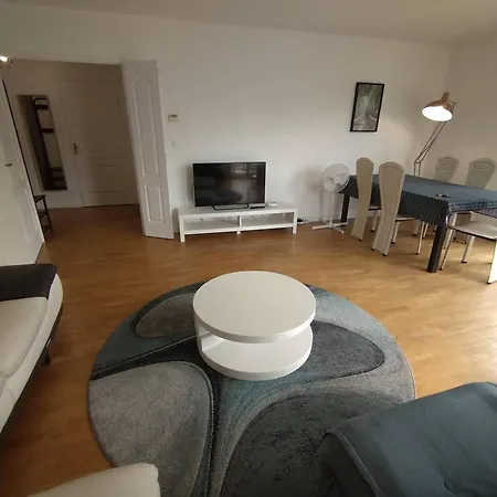 شقة Cozy 3 Bedrooms Balcony La Defense Parking *