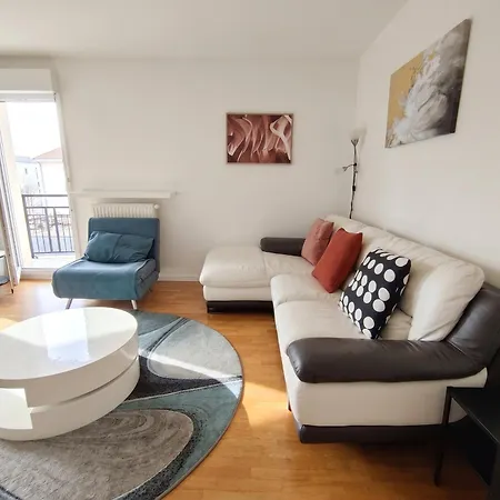 Apartmán Cozy 3 Bedrooms Balcony La Defense Parking